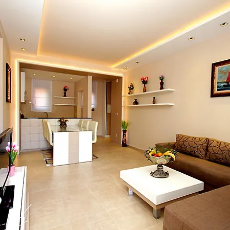 Butua 4*